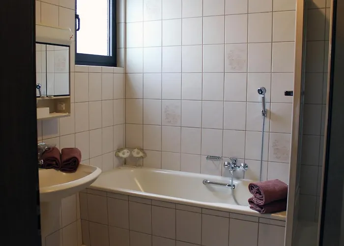 豪斯赫斯贝格酒店 梅德巴赫